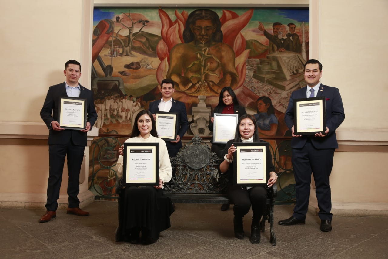 Sofía Matus Premio Estatal de la Juventud La Jornada Estado de México