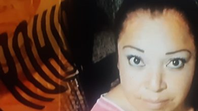 Mujer desaparecida, ficha de búsqueda, Martha Andrade, 2017, usa playera rosa