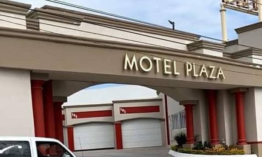 Muere hombre en Motel