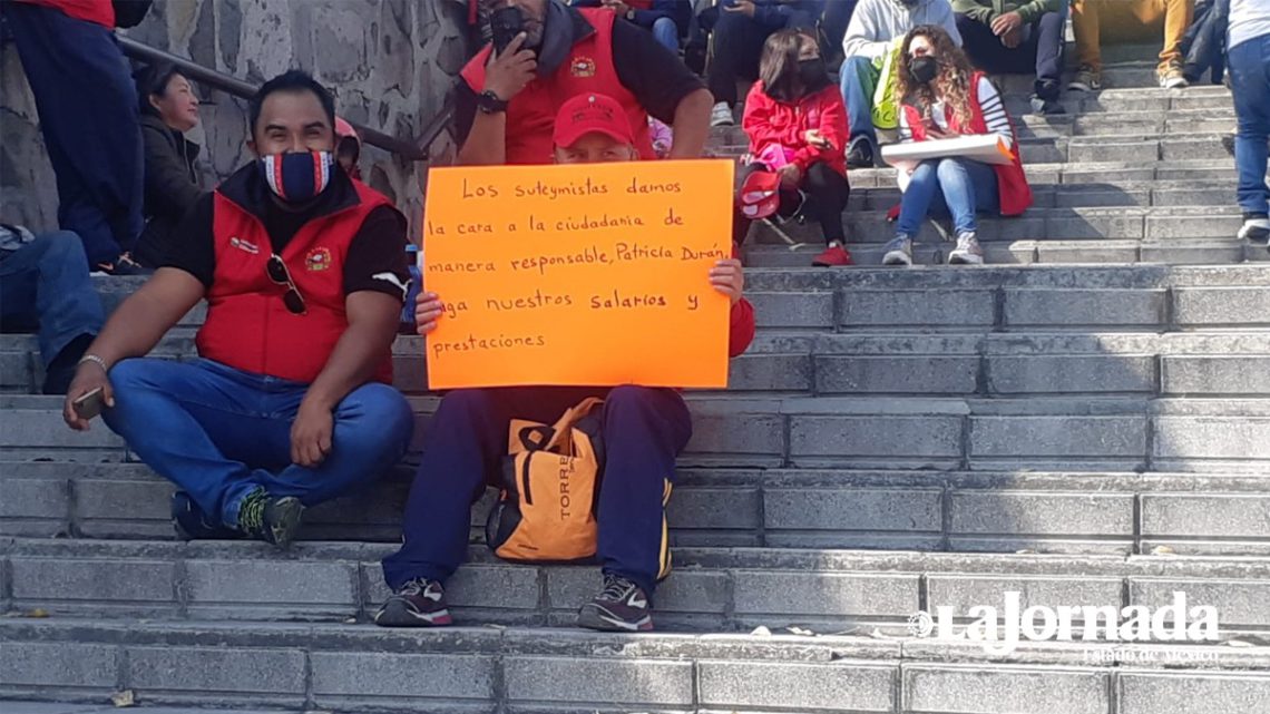 trabajadores de Naucalpan protestan