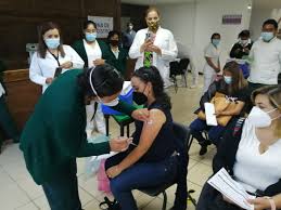 The Miges website opens for the registration of the third dose of vaccination for teachers – La Jornada Estado de México