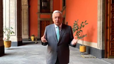 El Presidente Andrés Manuel López Obrador apareció en sus redes sociales para aclarar su estado de salud luego de dar positivo a Covid. Foto: Captura