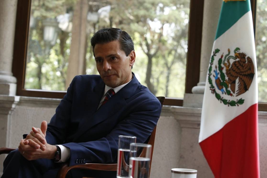 El expresidente Enrique Peña Nieto es investigado por la policía de Andorra por viajar en aviones que presuntamente pertenecían a su abogado Juan Collado. Foto: La Jornada