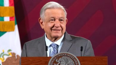 Andrés Manuel López Obrador aseguró que hay una "campaña politiquera y de mala fe" que pretende responsabilizar a México de la producción de fentanilo. Foto: Presidencia