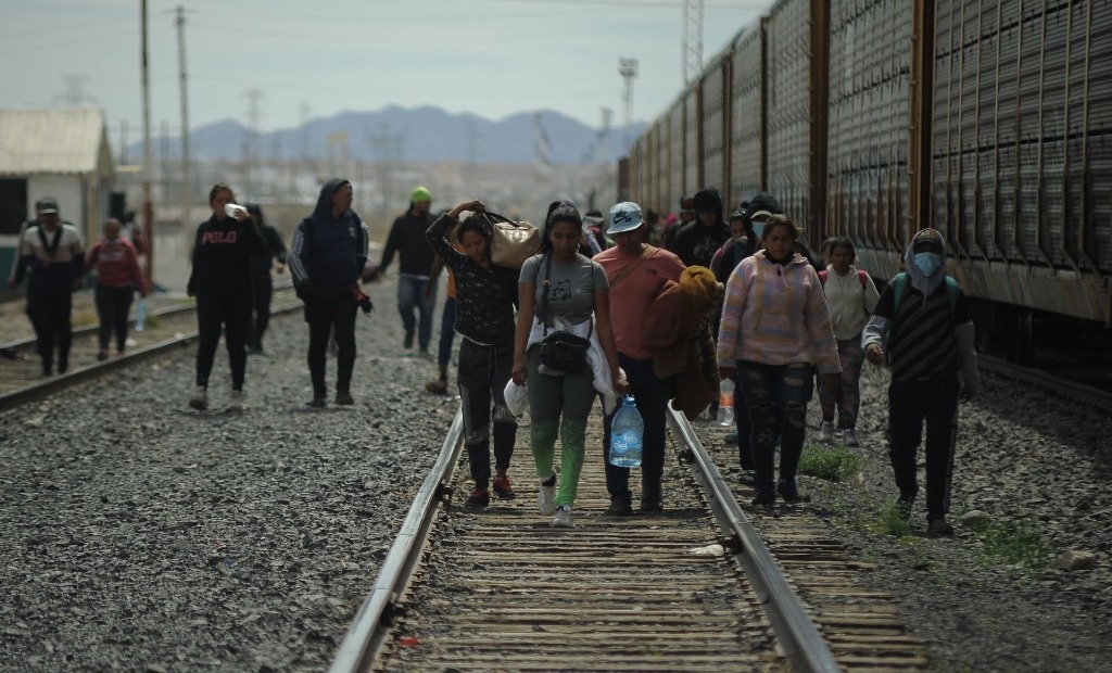 El mandatario estadounidense informó que tras el levantamiento este 11 de mayo del llamado Título 42, mandará a mil 500 efectivos adicionales para asegurar la frontera con México. Foto: La Jornada