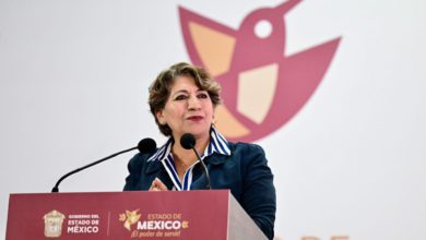 Foto de Delfina Gómez, quien anunció el apoyo del Estado de México a Guerrero por el paso de Otis.
