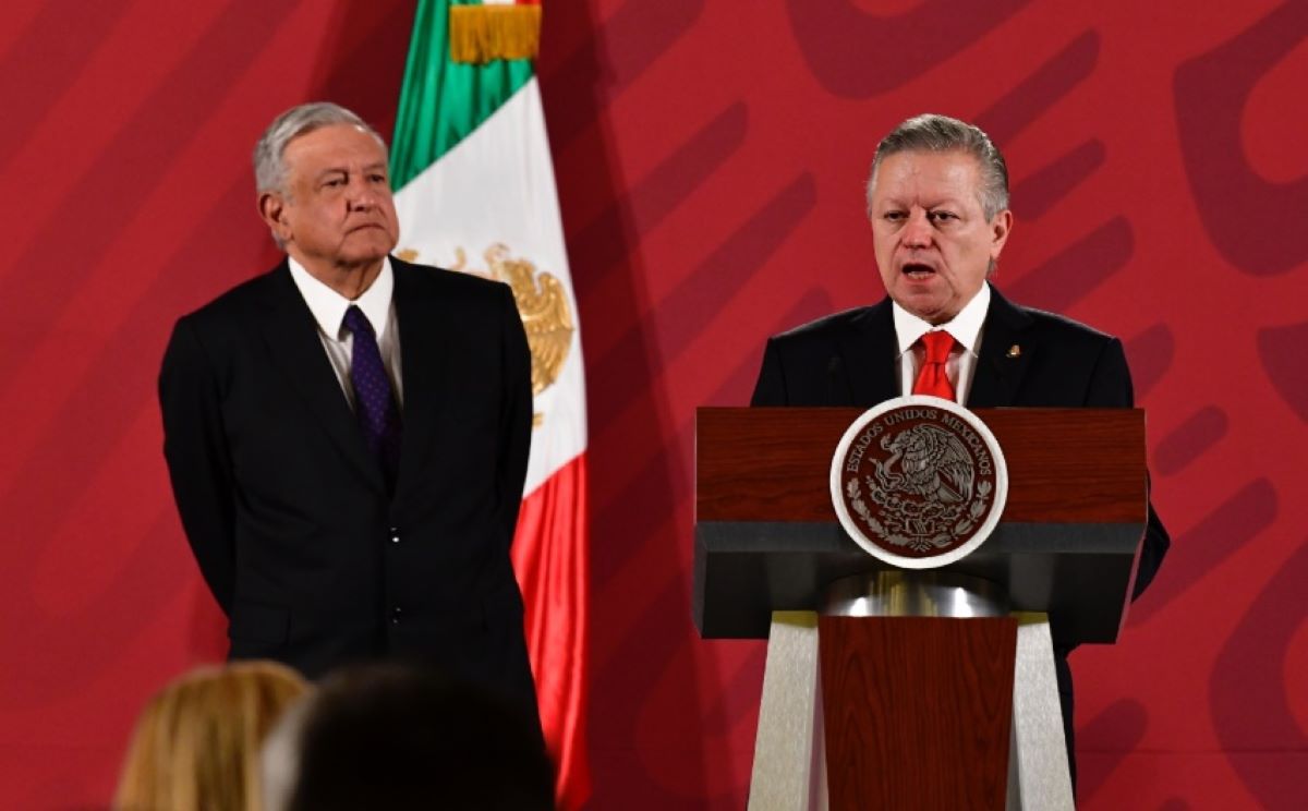 El Presidente Andrés Manuel López Obrador aseguró que la renuncia de ministro es cuestión de interpretación, y es que desde que ayer se dio la noticia, muchos fueron los rumores sobre sus intenciones de su salida. Foto: Captura