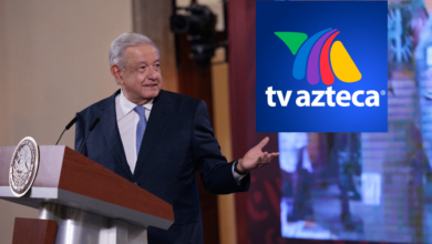 Foto de AMLO quien evidenció la evasión de impuestos de TV Azteca.