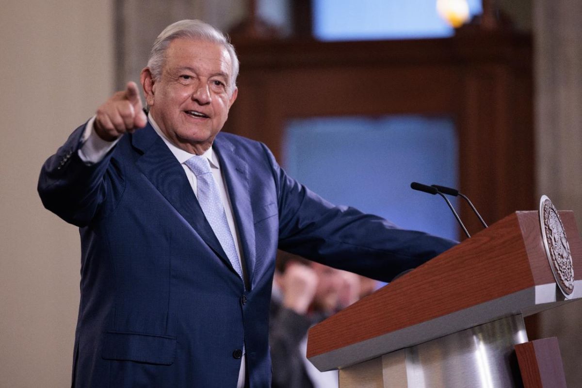El Presidente Andrés Manuel López Obrador aseguró que en la debacle del ISSSTE participaron como 30 empresas vinculadas con políticos para beneficiar a sus familiares. Foto: Presidencia